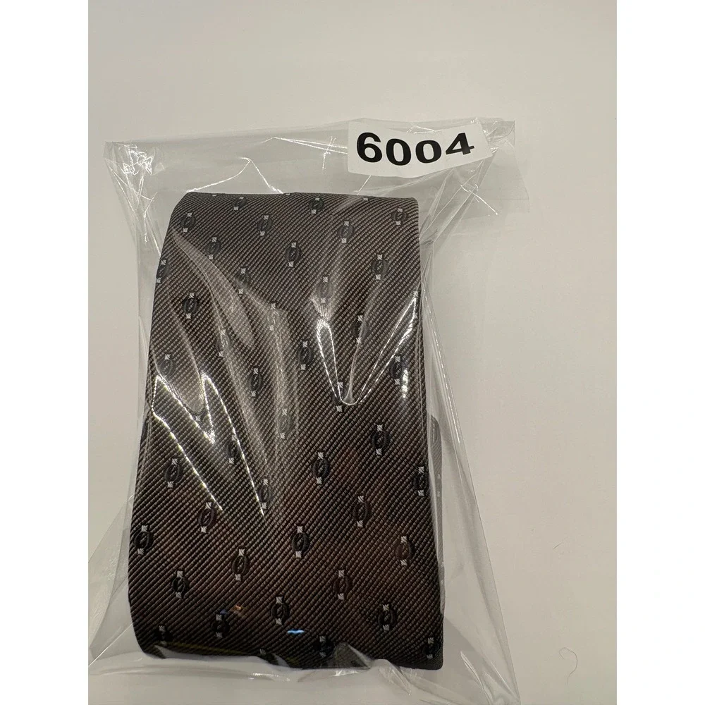 Michael Kors Mens Silk Necktie Brown Geometric Pattern Silk Tie 3.25 Inch Width